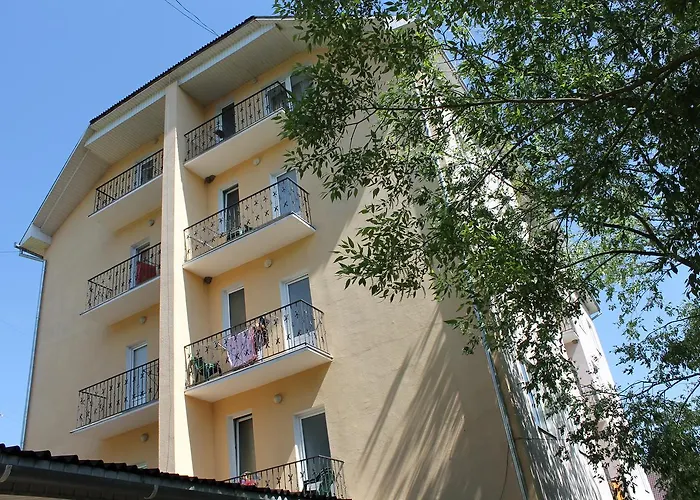 Готель Закарпаття Поляна